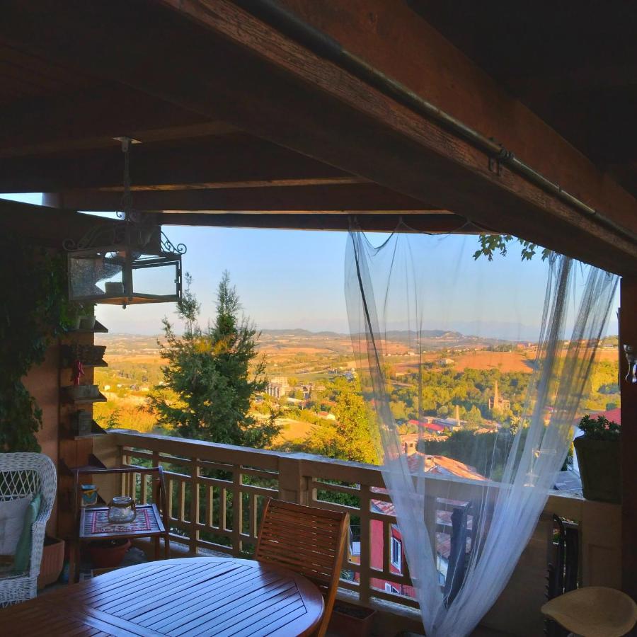 La Terrazza Sul Monferrato Apartment Ozzano Monferrato Bagian luar foto