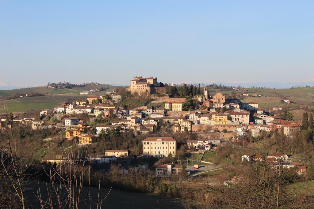 La Terrazza Sul Monferrato Apartment Ozzano Monferrato Bagian luar foto