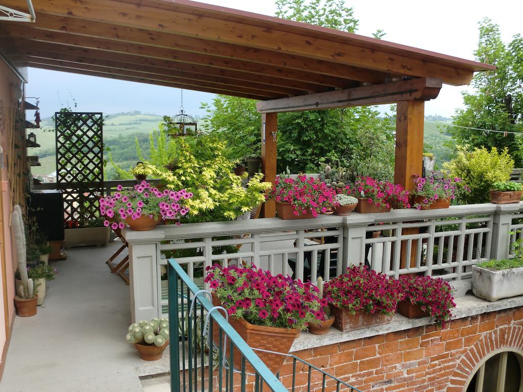 La Terrazza Sul Monferrato Apartment Ozzano Monferrato Bagian luar foto
